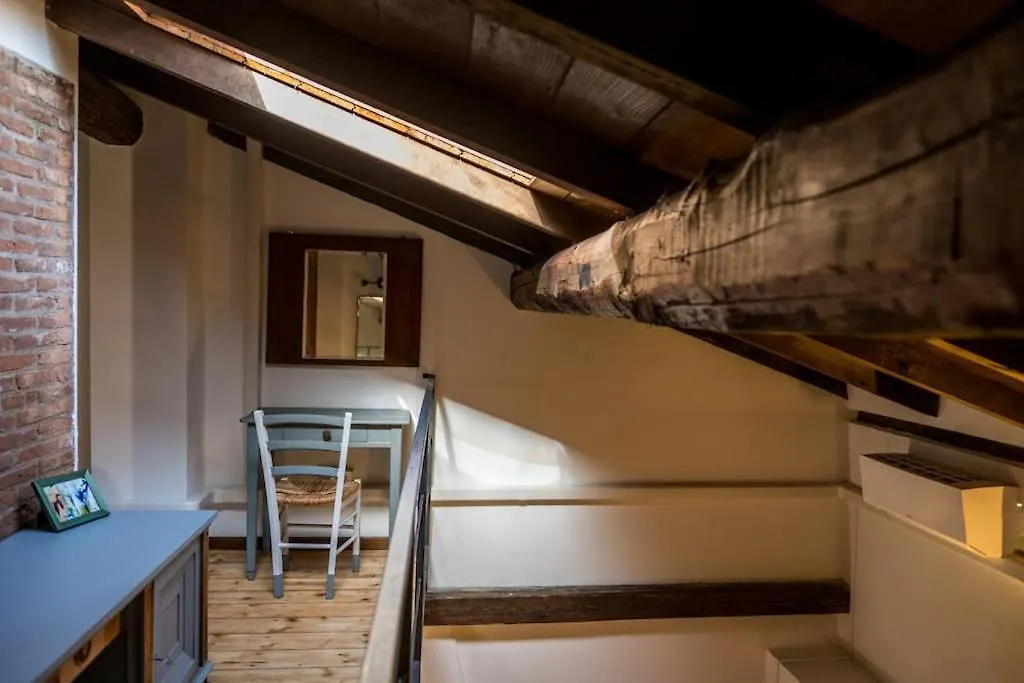 Wonderful Two Floors Apartment Milan