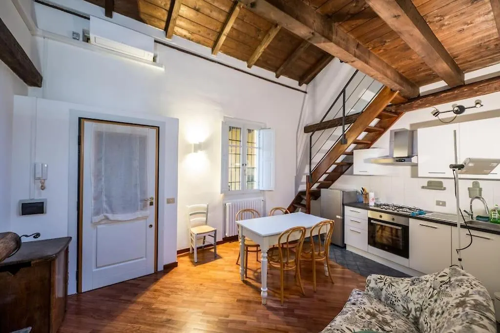 Wonderful Two Floors Apartment Milan