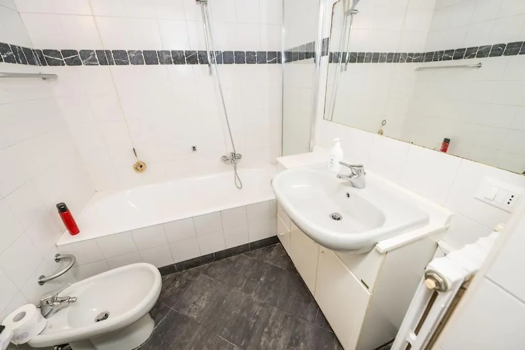 Wonderful Two Floors Apartment Milan Italy